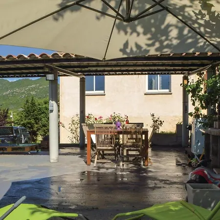 Three-bedroom Holiday In *