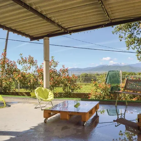Three-bedroom Holiday In *